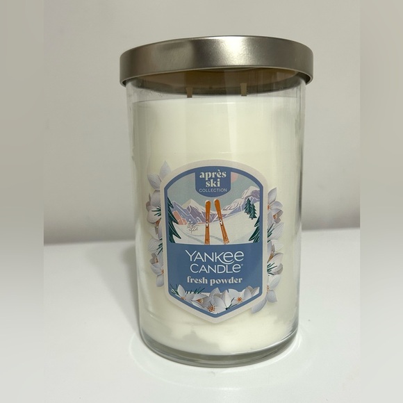 Three Fresh Powder Candles - Picture 3 of 3